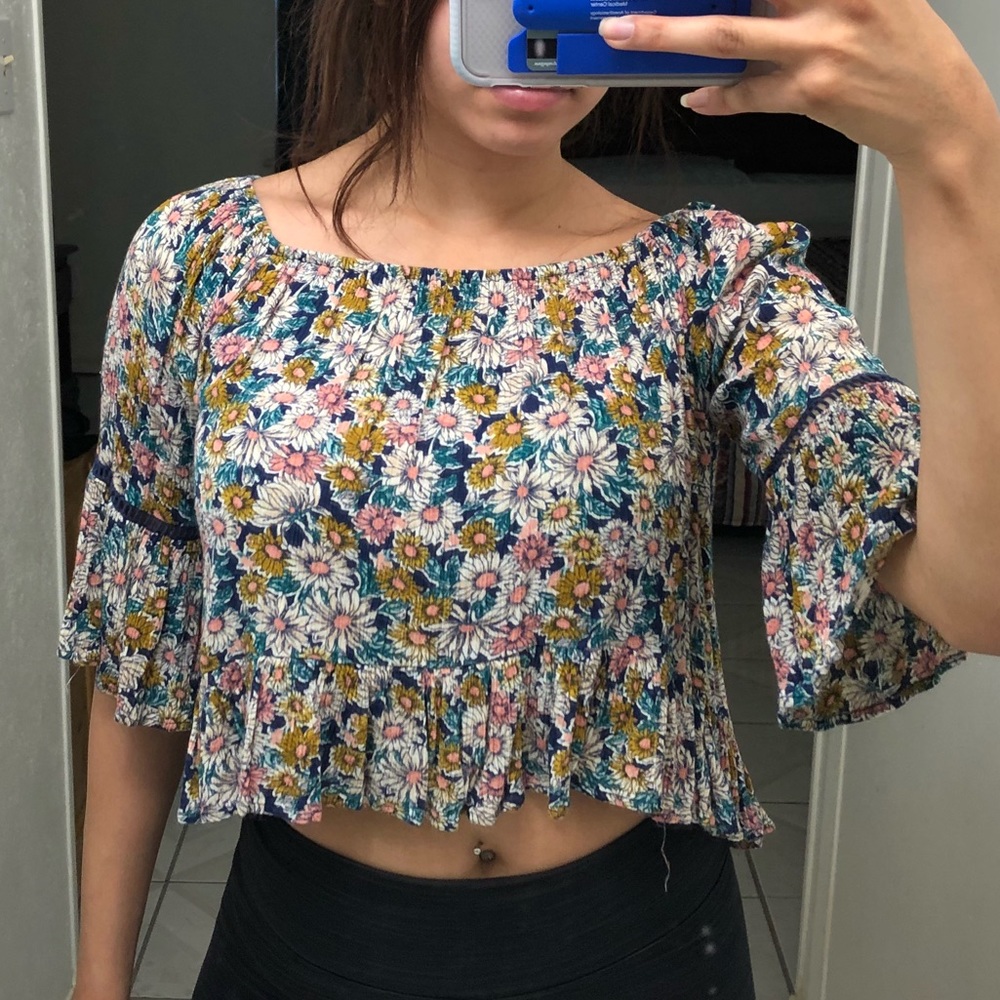 Flowy Floral Crop Top ♥